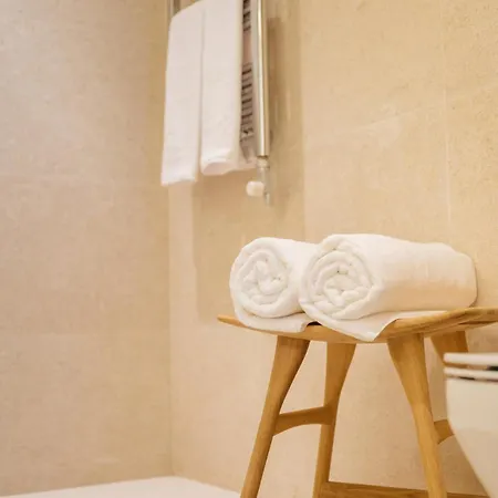 Luxurious Mountain Gem Enjoy Nature Gym Sauna Pool L By Bonesvacances شقة التارتر