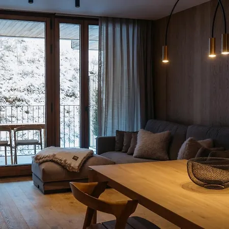 شقة Luxurious Mountain Gem Enjoy Nature Gym Sauna Pool L By Bonesvacances *