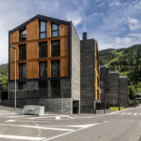 Luxurious Mountain Gem Enjoy Nature Gym Sauna Pool L By Bonesvacances التارتر